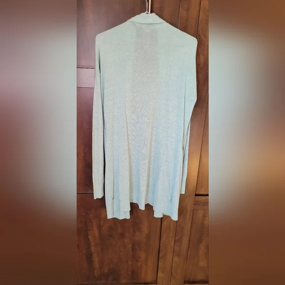 Cardigan - Picture 2 of 4